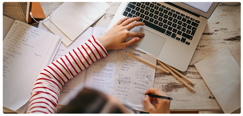 Tỷ lệ email ngành giáo dục