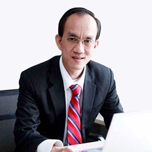 Chủ tịch - HugeFam