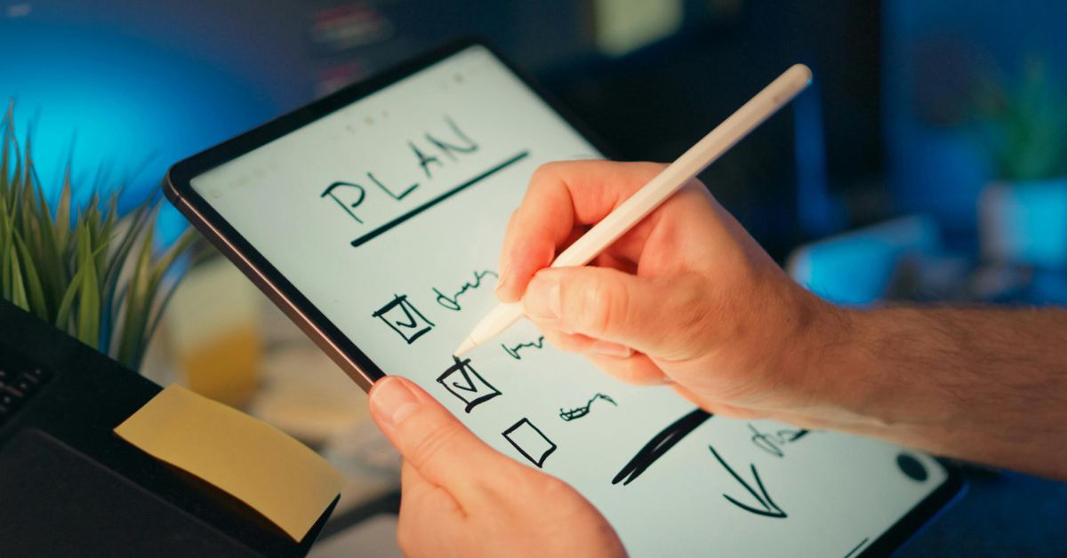 chien-luoc-gui-email-chao-hang