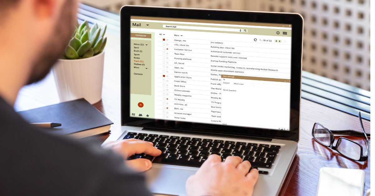 email-bao-gia-gui-cho-khach-hang-la-gi